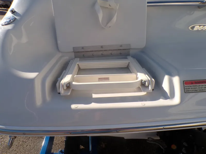 Slide: The Image of Crownline Boats 266 BR 2001 - 22