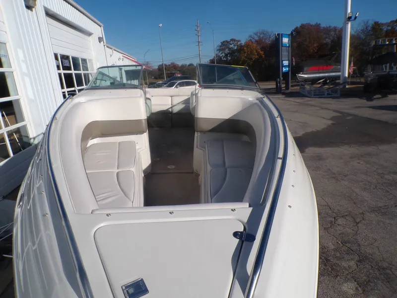 Slide: The Image of Crownline Boats 266 BR 2001 - 9