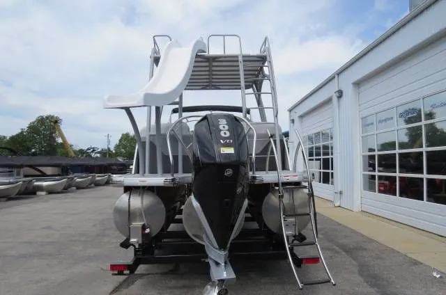 Slide: The Image of Godfrey Monaco 255 SD 2023 - 3