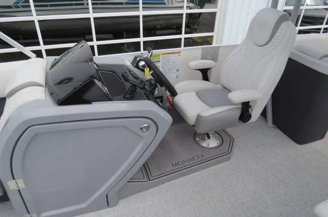 Slide: The Image of Godfrey Monaco 255 SD 2023 - 6