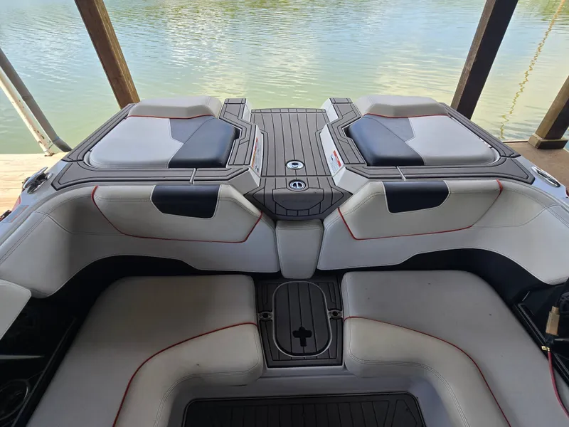 Slide: The Image of Nautique Super Air Nautique GS20 2018 - 21