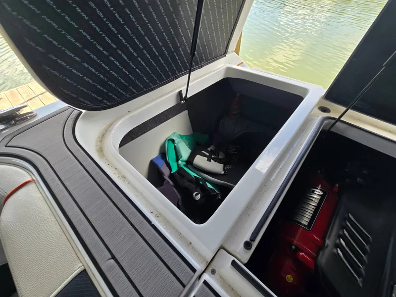 Slide: The Image of Nautique Super Air Nautique GS20 2018 - 25