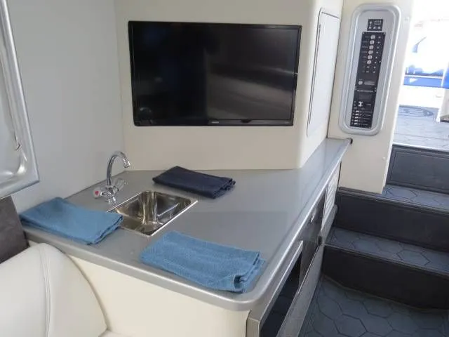 Slide: The Image of Black Thunder 43 EC Raised Deck 2022 - 39