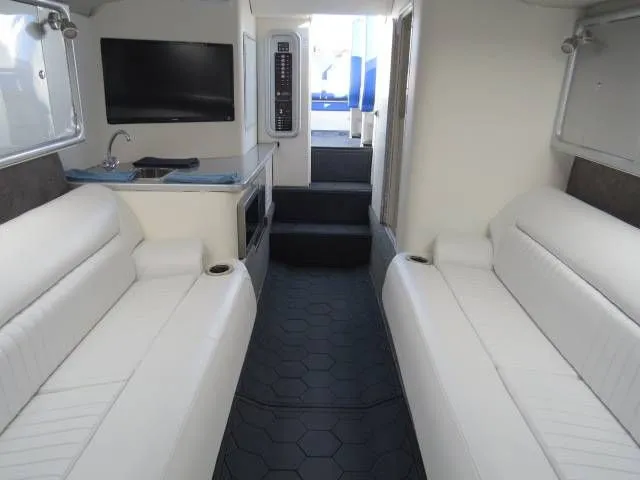 Slide: The Image of Black Thunder 43 EC Raised Deck 2022 - 40