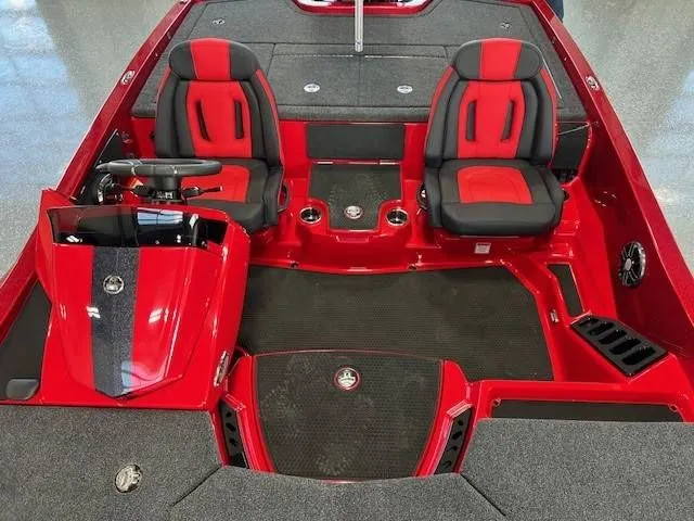 Slide: The Image of Ikon LX20 2024 - 9