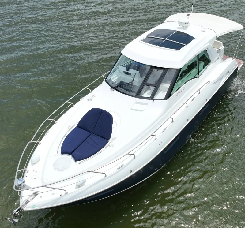 The Image of Cruisers 48 Cantius 2011 - 1