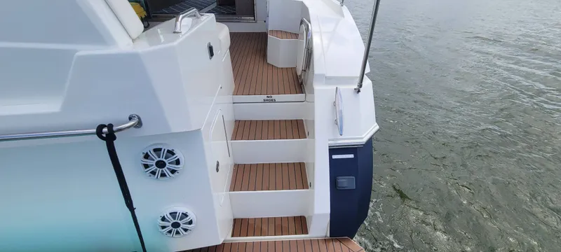 Slide: The Image of Cruisers Yachts 48 Cantius 2011 - 20