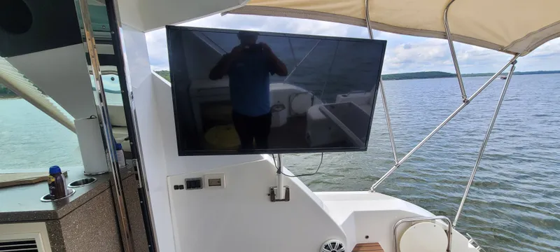 Slide: The Image of Cruisers Yachts 48 Cantius 2011 - 60