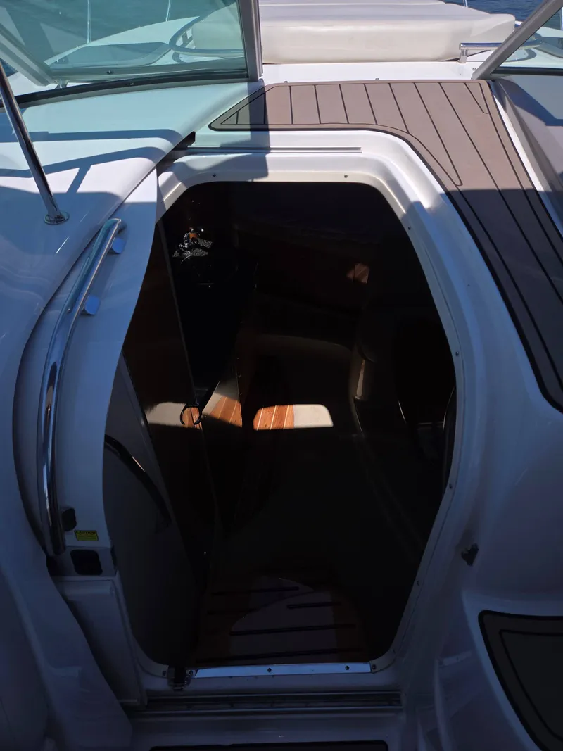 Slide: The Image of Chaparral 310 Signature 2009 - 19