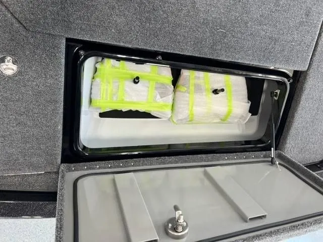 Slide: The Image of Ikon LX21 2024 - 17