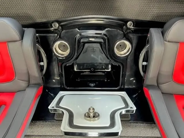 Slide: The Image of Ikon LX21 2024 - 28