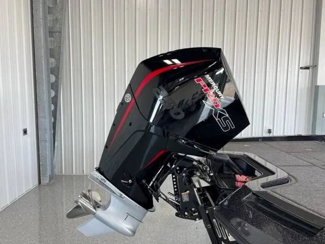 Slide: The Image of Ikon LX21 2024 - 3