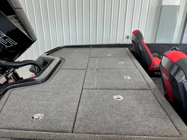 Slide: The Image of Ikon LX21 2024 - 7