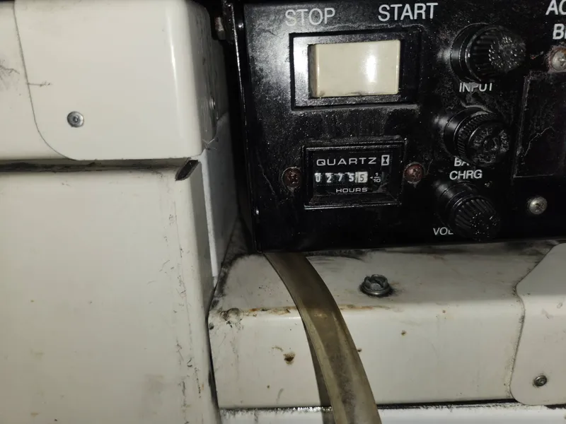 Slide: The Image of Four Winns 358 Vista 2007 - 33