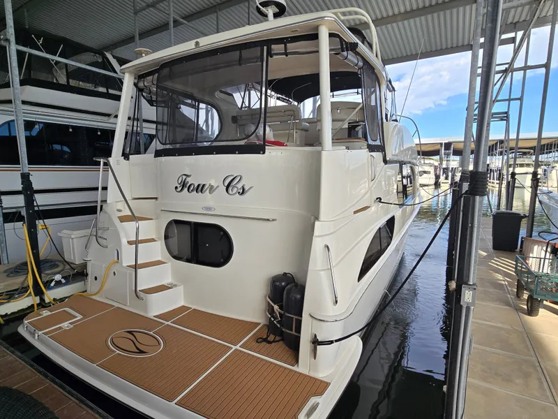 Slide: The Image of Silverton 43 Motor Yacht 2005 - 11