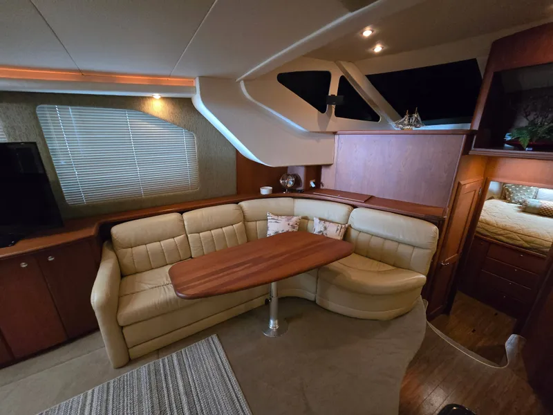 Slide: The Image of Silverton 43 Motor Yacht 2005 - 19