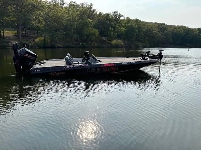 Slide: The Image of Ikon VLX 21 2025 - 3