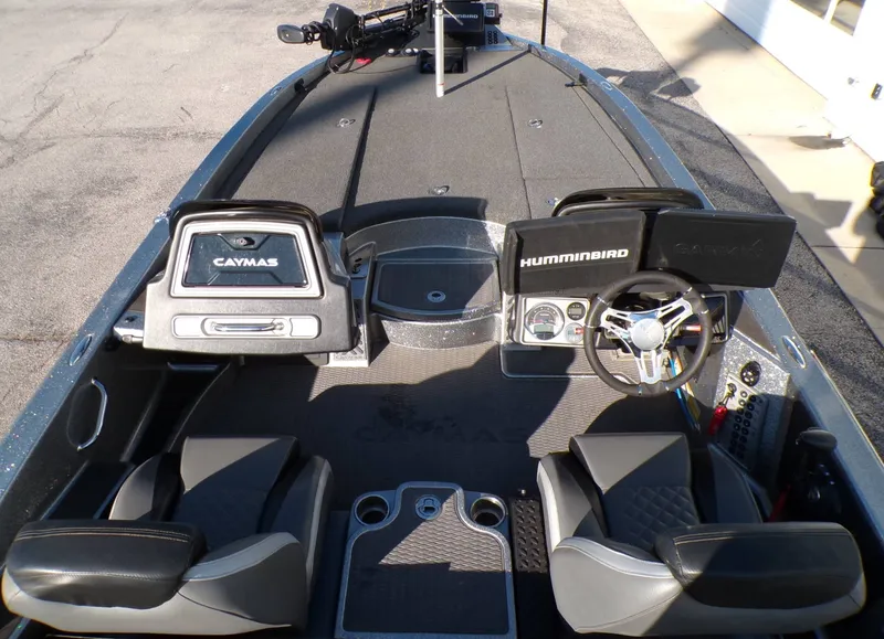 Slide: The Image of Caymas Caymas CX 21 Pro 2022 - 16