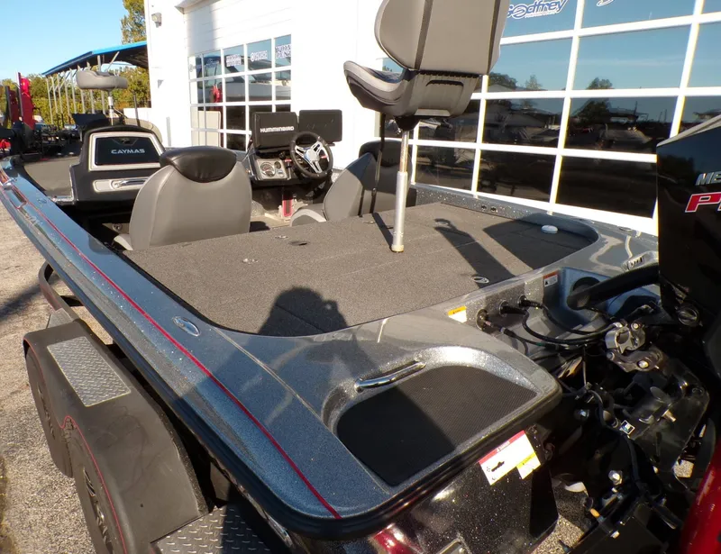 Slide: The Image of Caymas Caymas CX 21 Pro 2022 - 3