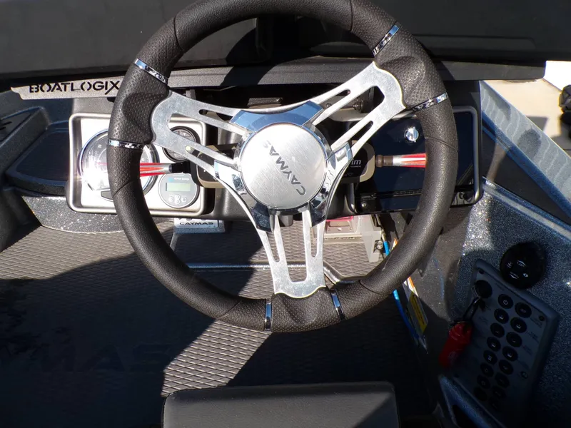 Slide: The Image of Caymas CX 21 PRO 2022 - 12