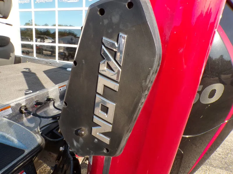 Slide: The Image of Caymas CX 21 PRO 2022 - 27