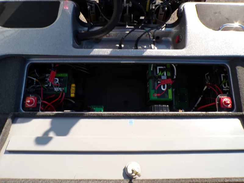 Slide: The Image of Caymas CX 21 PRO 2022 - 28