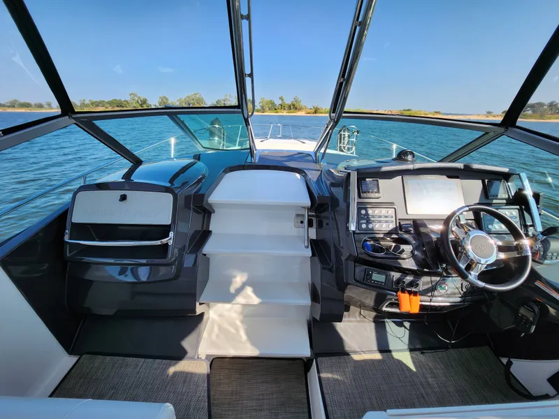 Slide: The Image of Monterey 335 Sport Yacht 2019 - 13