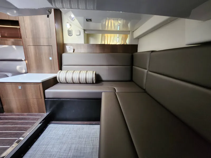 Slide: The Image of Monterey 335 Sport Yacht 2019 - 28