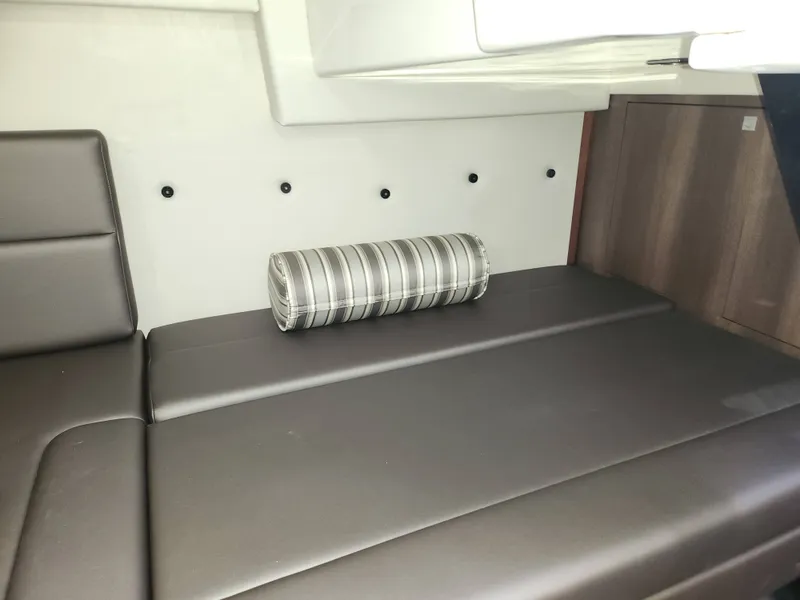 Slide: The Image of Monterey 335 Sport Yacht 2019 - 33