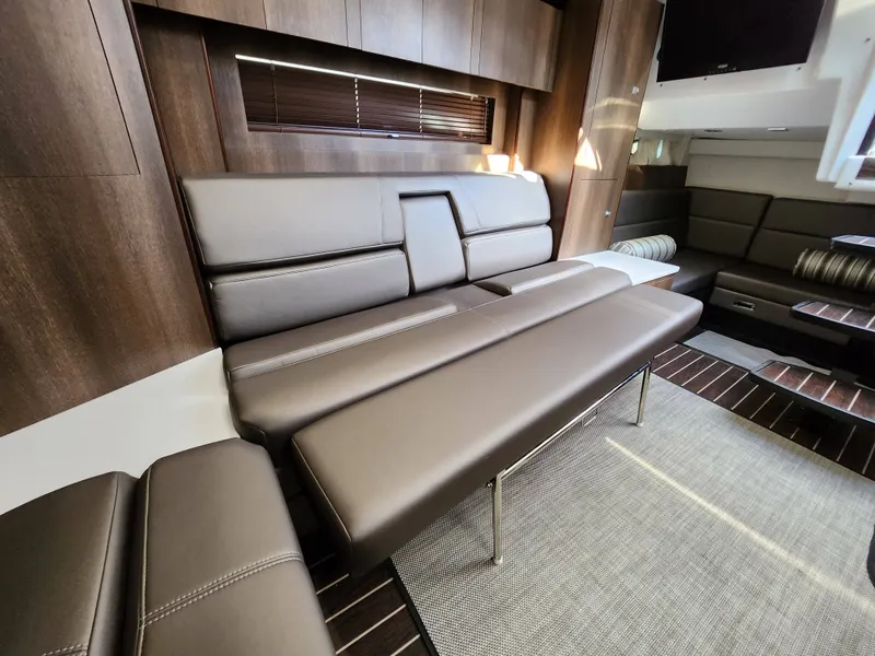 Slide: The Image of Monterey 335 Sport Yacht 2019 - 39