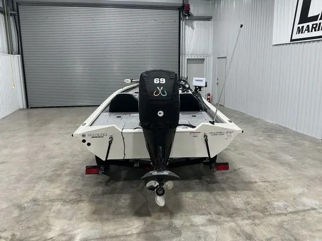 Slide: The Image of Tracker Pro Team 175 TXW 2024 - 3