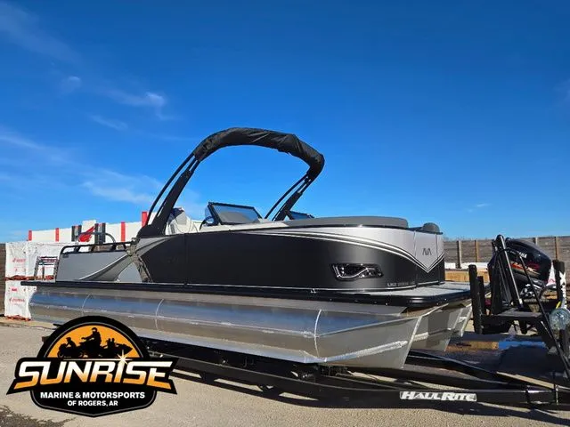 Slide: The Image of Avalon 23' LSZ VRB WINDSHIELD 2026 - 6