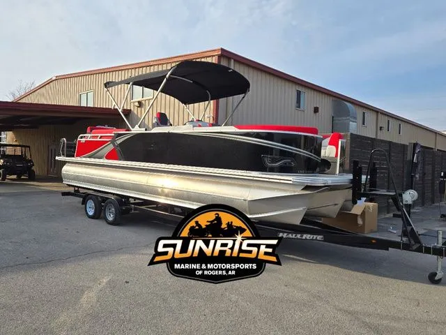 Slide: The Image of Avalon 25' LSZ QUAD LOUNGER SHIFT 2026 - 4