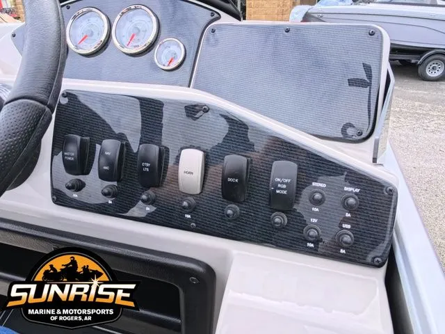 Slide: The Image of SunCatcher Select 18C 2025 - 8