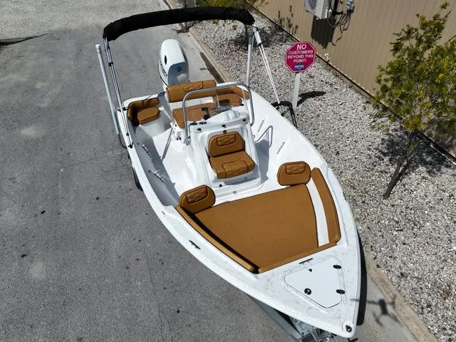 Slide: The Image of ALK 2 Powerboats 18CRS - GPS- STEREO 2026 - 10