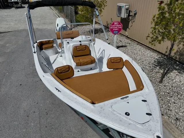 Slide: The Image of ALK 2 Powerboats 18CRS - GPS- STEREO 2026 - 11