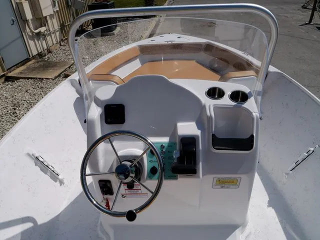 Slide: The Image of ALK 2 Powerboats 18CRS - GPS- STEREO 2026 - 24