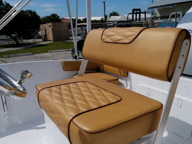 Slide: The Image of ALK 2 Powerboats 18CRS - GPS- STEREO 2026 - 39