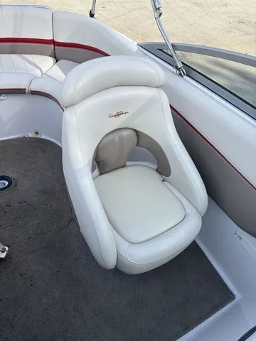 Slide: The Image of Four Winns 215 Sundowner 2003 - 10