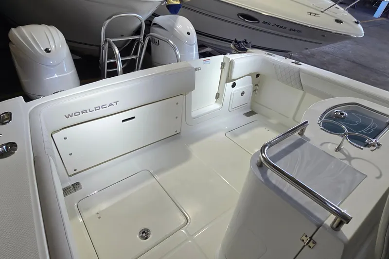 Slide: The Image of 2024 WorldCat 280 CC-X boat interior with sleek design and modern features. - 24