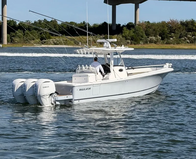 Slide: The Image of Regulator Marine 34 2025 - 10