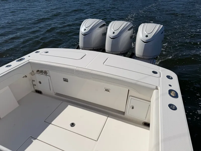 Slide: The Image of Regulator Marine 34 2025 - 23