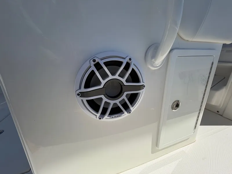 Slide: The Image of Regulator Marine 34 2025 - 40