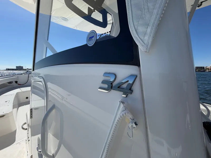 Slide: The Image of Regulator Marine 34 2025 - 62