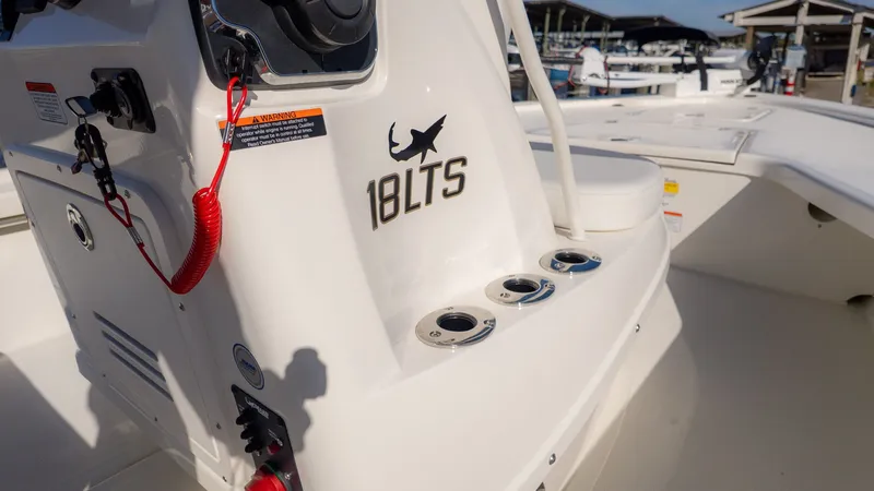 Slide: The Image of Mako 18 LTS 2025 - 14