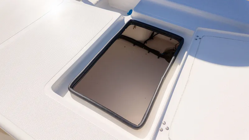 Slide: The Image of Mako 18 LTS 2025 - 7