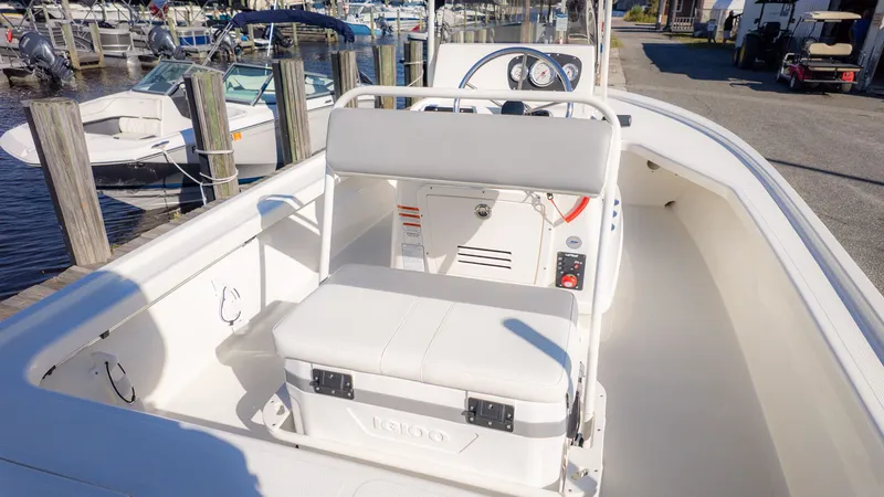 Slide: The Image of Mako 18 LTS 2025 - 9