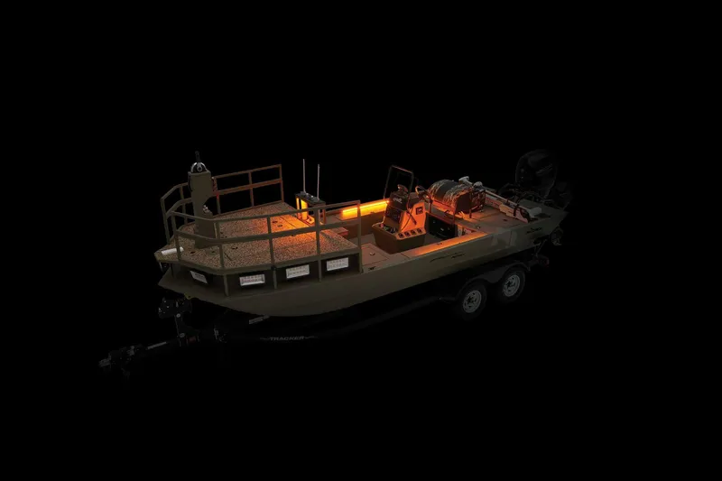 Slide: The Image of Tracker Grizzly 2072 CC Sportsman Kicker 2025 - 12