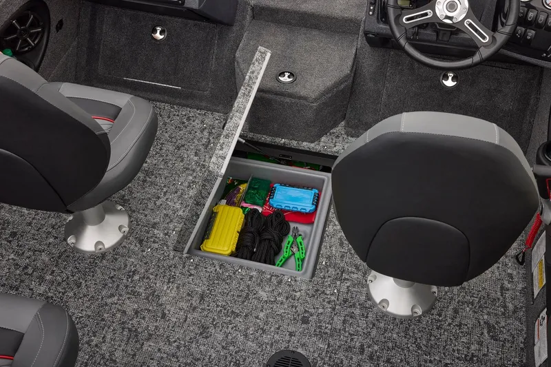 Slide: The Image of Tracker Targa V-18 Combo 2026 - 40