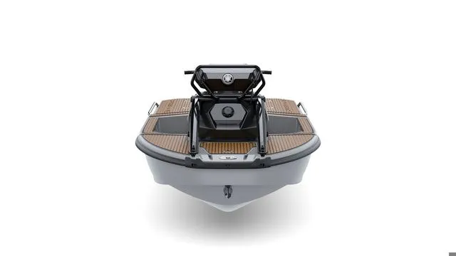 Slide: The Image of Yamaha Crosswave 2026 - 8